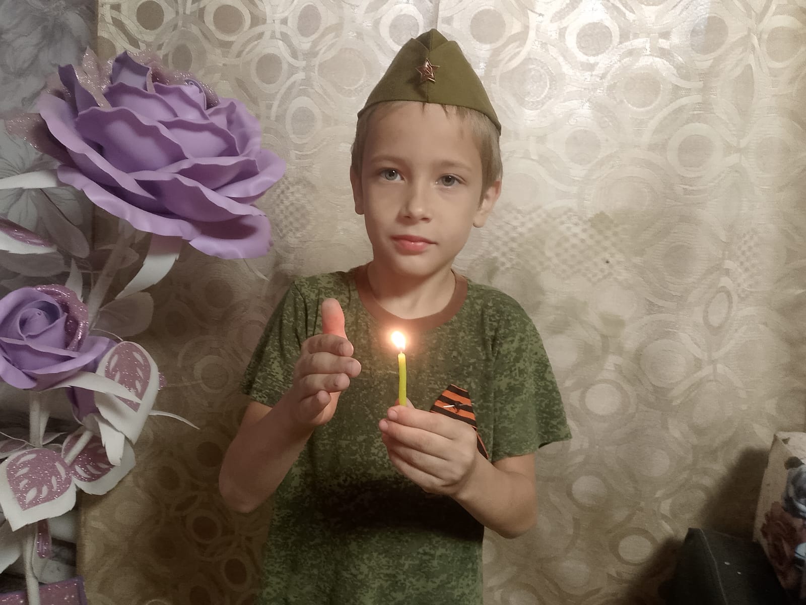 Свеча памяти.